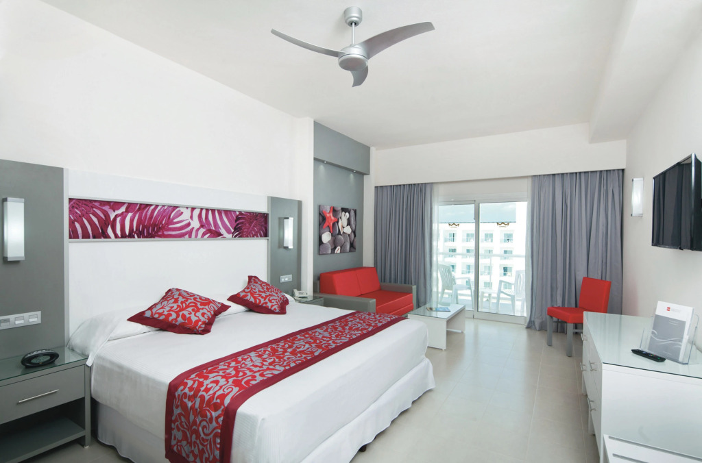 Hotel Riu Playa Blanca - All Inclusive