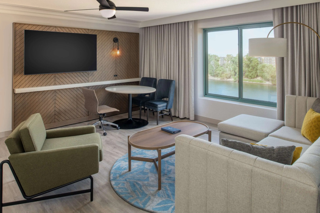 Embassy Suites by Hilton Sacramento Riverfront Promenade