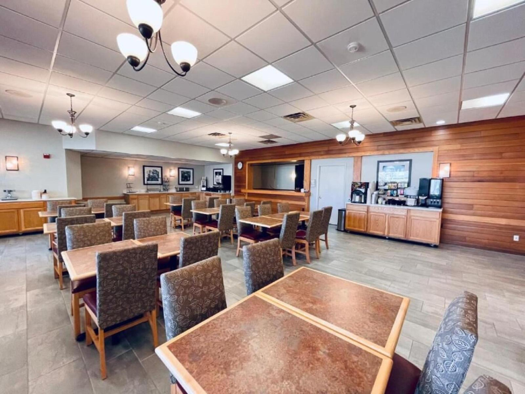 Holiday Inn Ellsworth