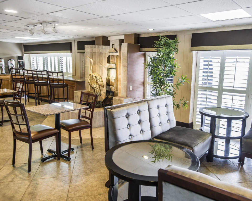 Quality Inn & Suites Denver Stapleton