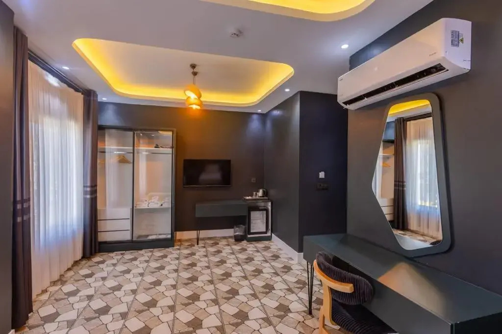 Lidar Otel