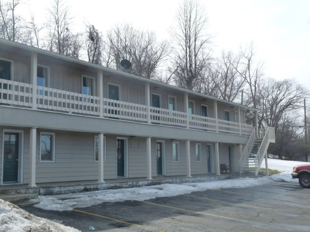 Manor Motel