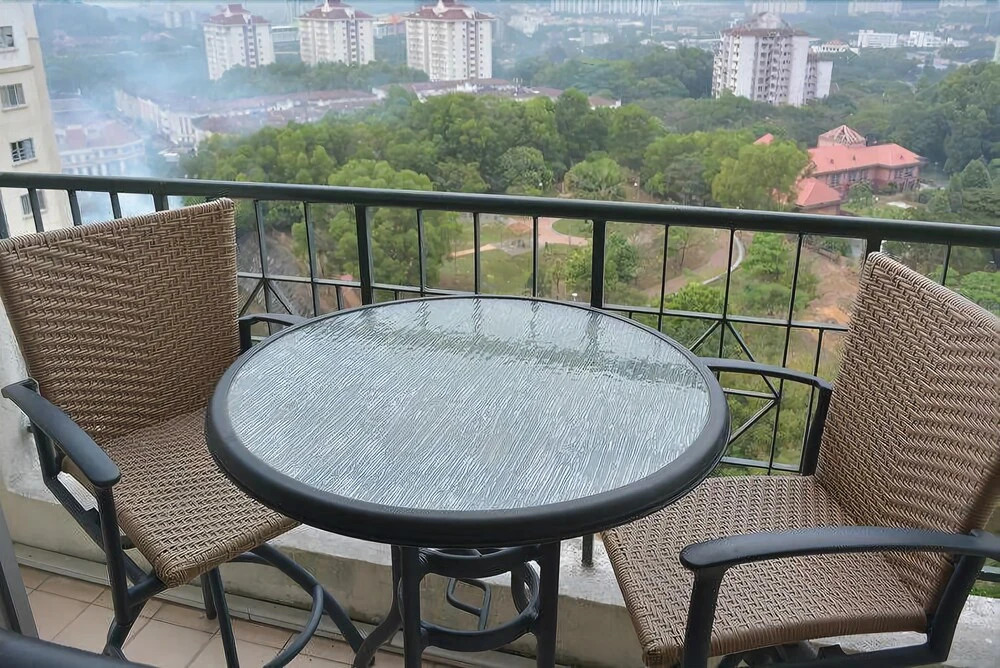 Senyum Homestay Bandar Menjalara