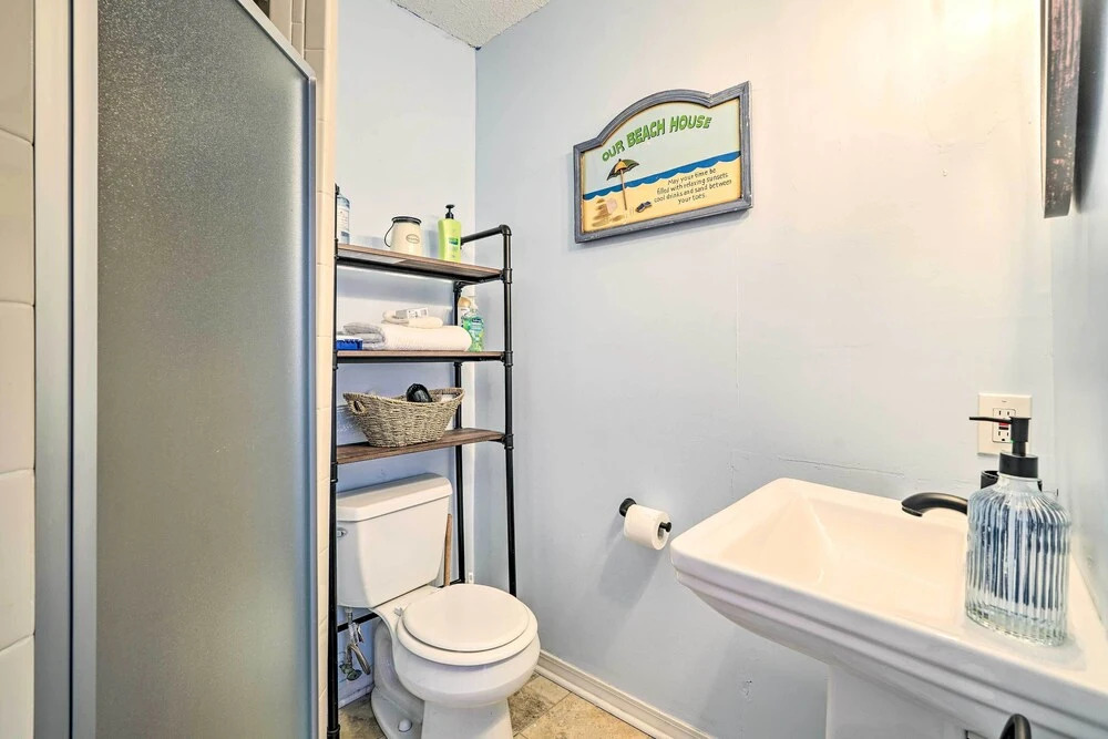 Panama City Beach Studio: Pool Access & Near Beach
