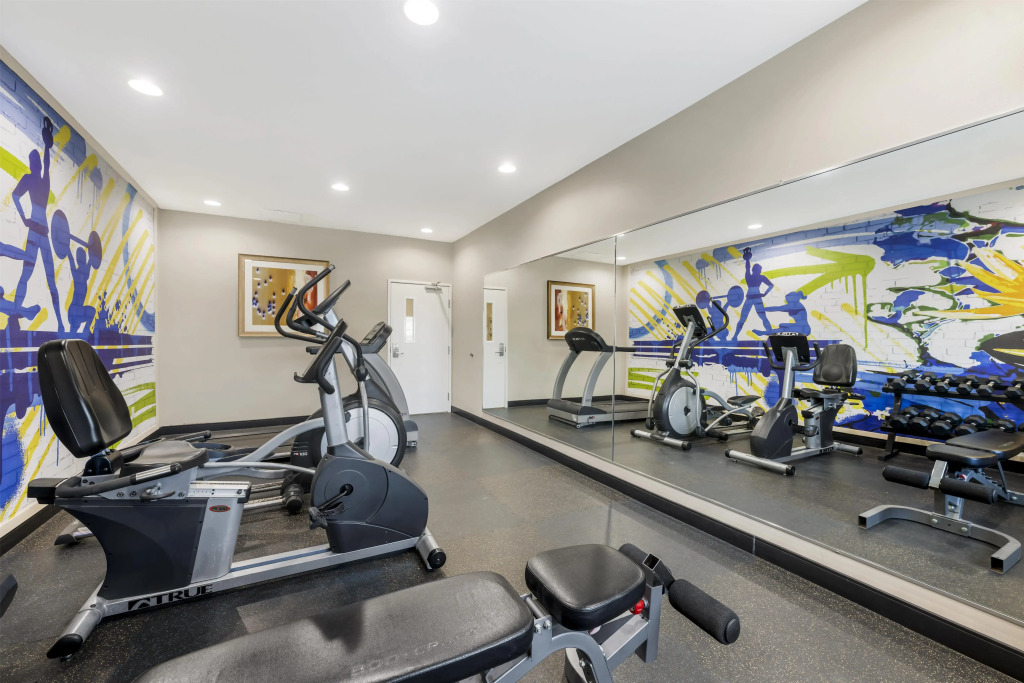 Best Western North Bryant Inn