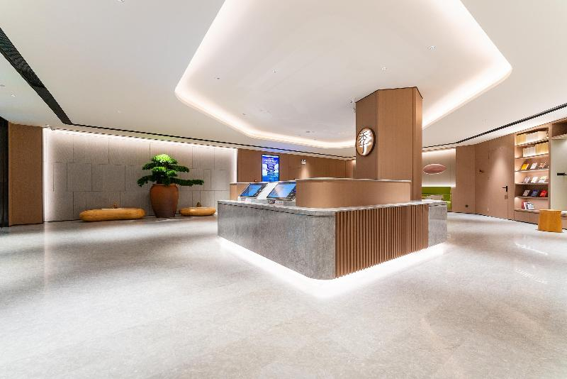 Ji Hotel Zhuhai Gaolangang Shopping Center