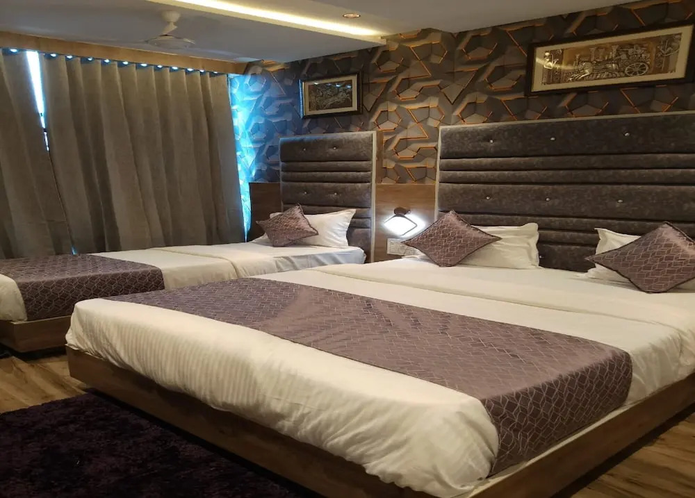 Hotel Lotus