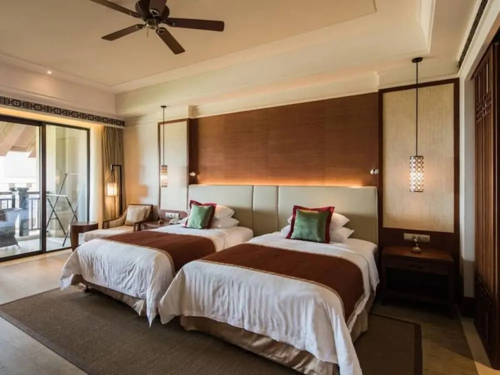 Hainan Qizi Bay New Century Resort