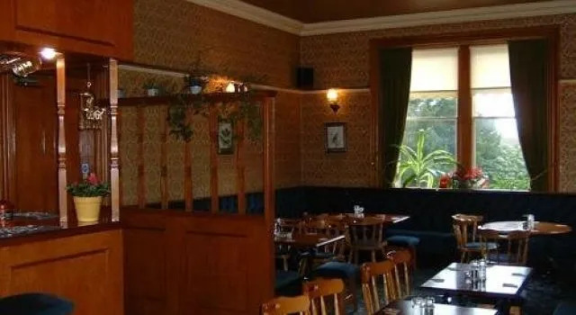Ravenshill Hotel
