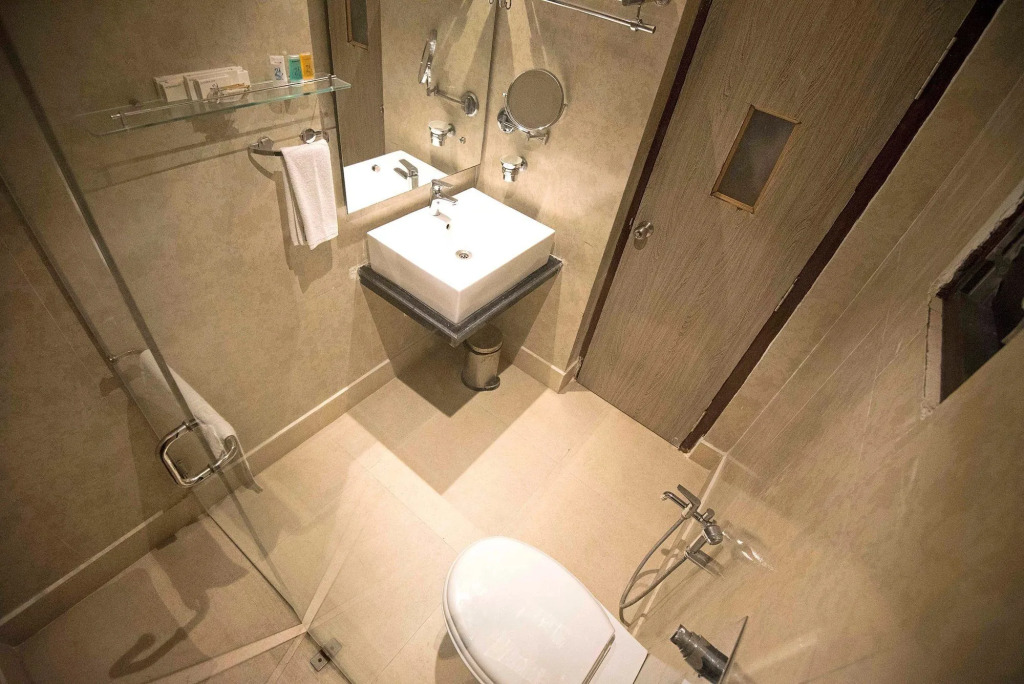 Regenta Inn Larica