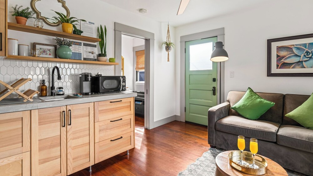 2 Side-by-side San Diego Homes w/ Shared Backyard, Firepit & BBQ Casa Craftsman & Casita on Landis by Avantstay