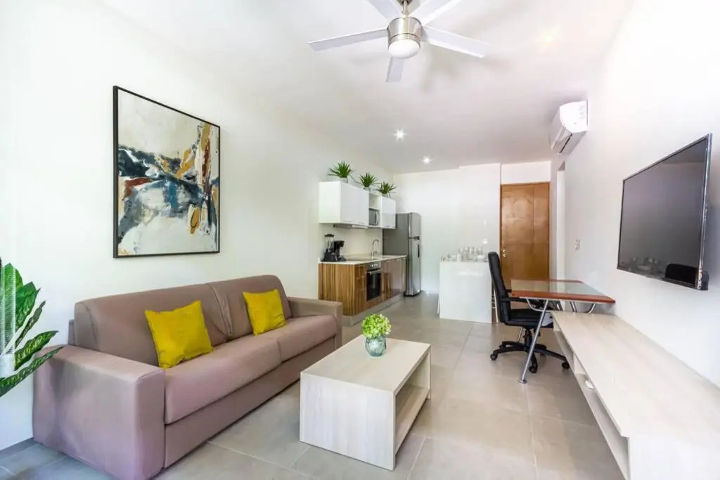 Entire Apartment, Excellent Location The City 1004