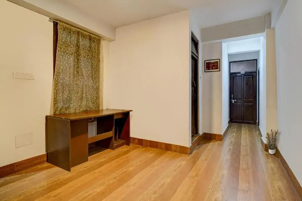 Capital O 80627E Hotel Hill Top