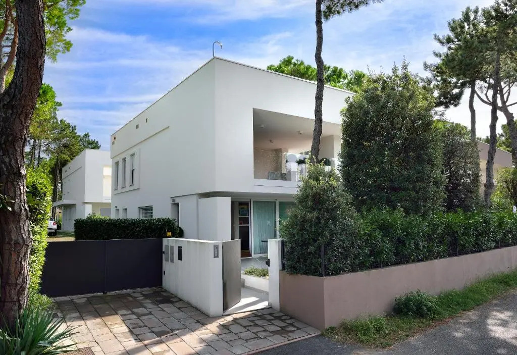 Summer Villas