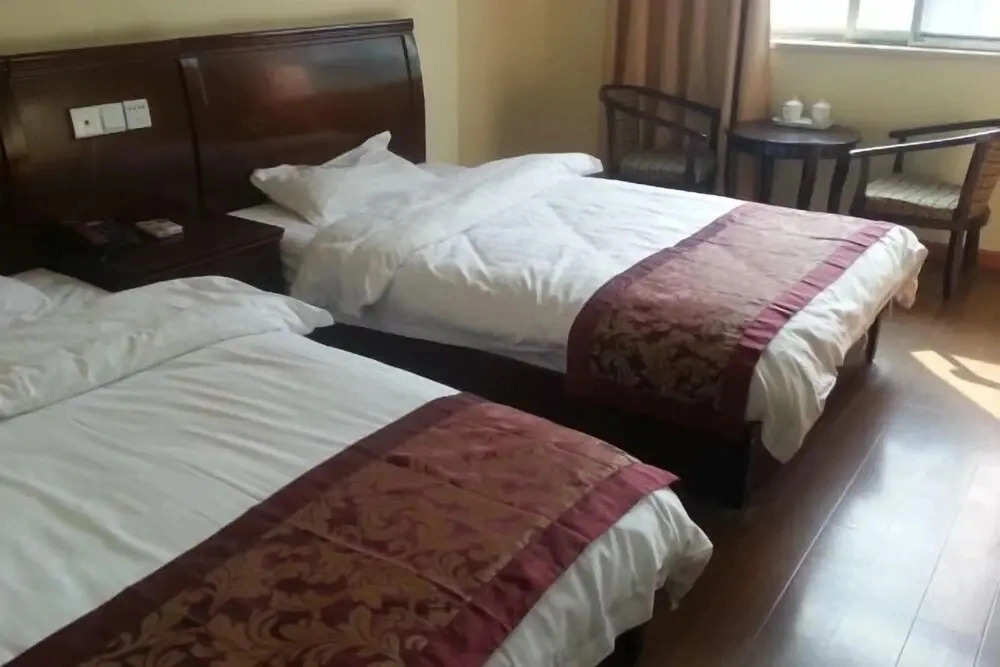 Minghuang Hotel