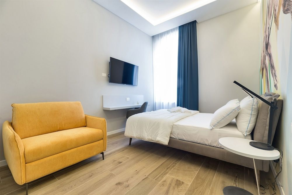 B-STAY Via Milano 52