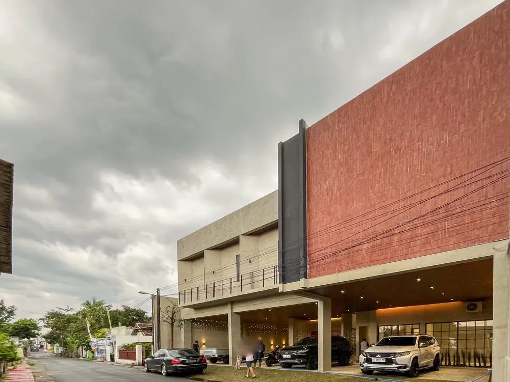 Urbanview Tigatuju Living Blitar