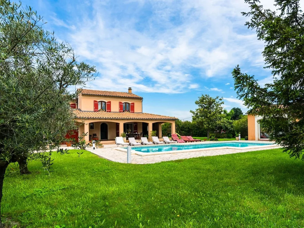 Villa, a True Paradise for the Children, With Private Swimming Pool and Large Grass Garden!