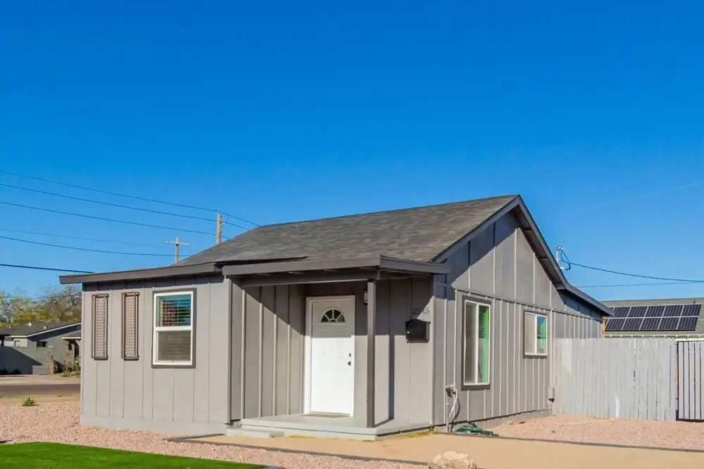 Dayton Coronado Historic District Phoenix 2 Bedroom Home by RedAwning