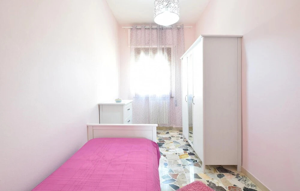 Beautiful Apartment in Piano di Mommio With Outdoor Swimming Pool, Wifi and 3 Bedrooms