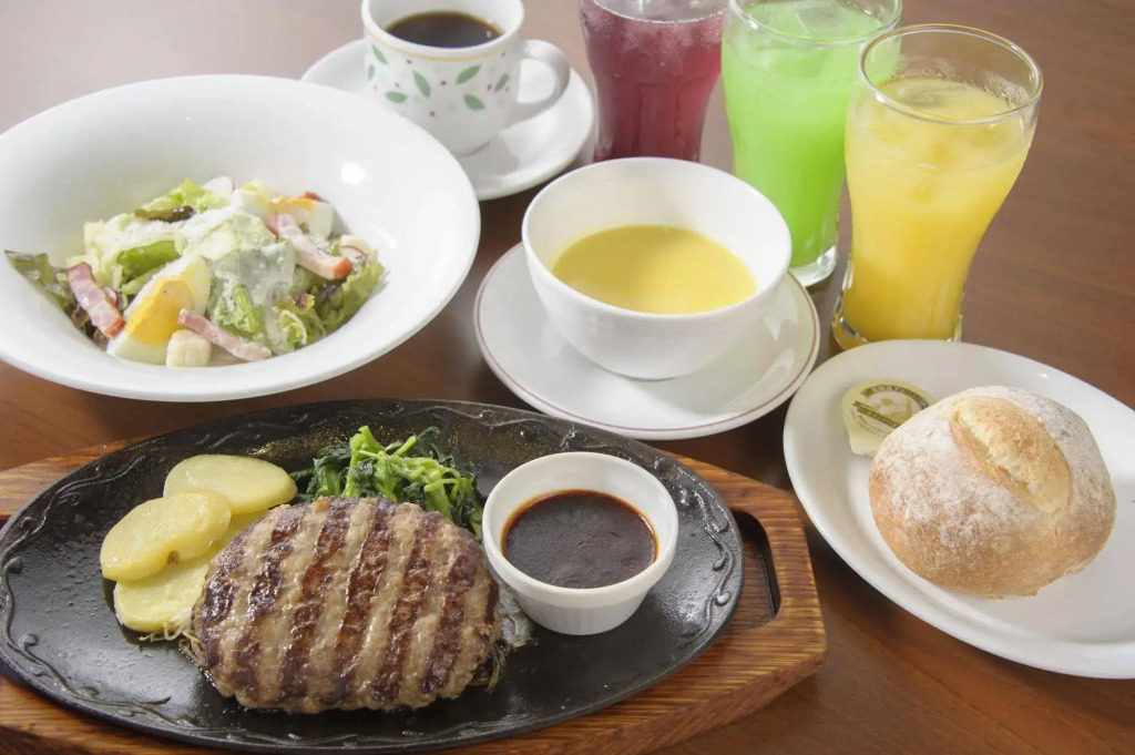 Court Hotel Mito