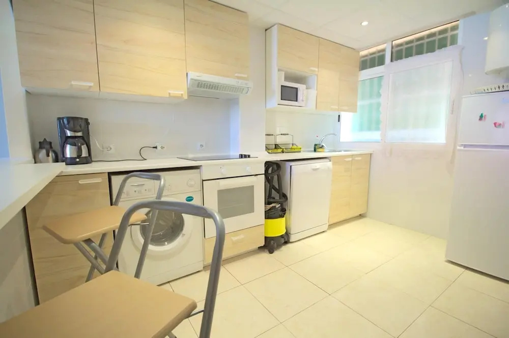 Apartment With 2 Bedrooms in Alicante, With Furnished Balcony and Wifi