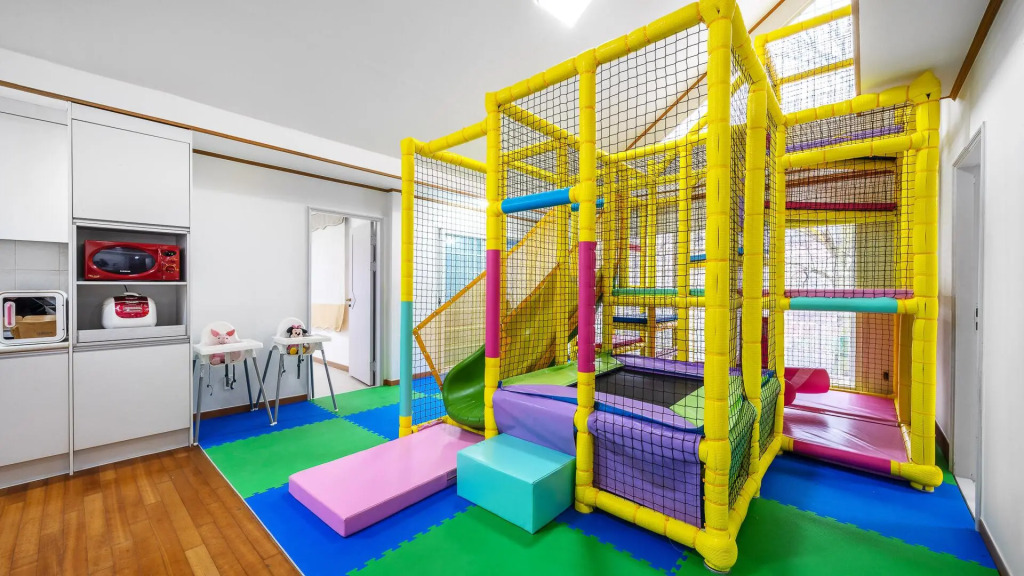 Hongcheon Gureumsokeui Sanchek Kids Poolvilla