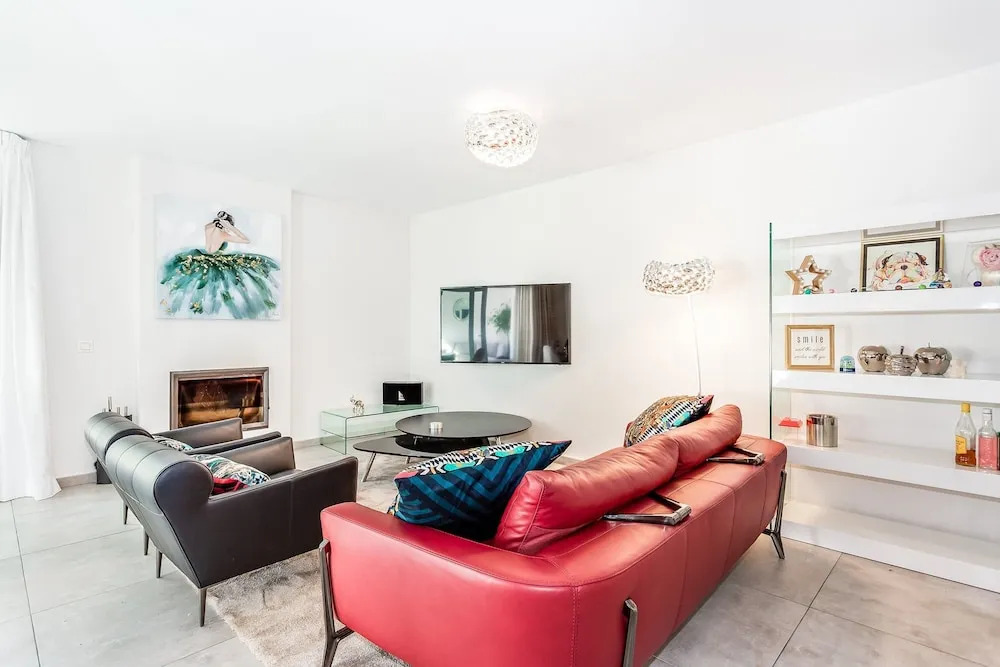 by RIVA - Stylish 2 Bedroom Luxury Apartment in Naranjos Puerto Banus