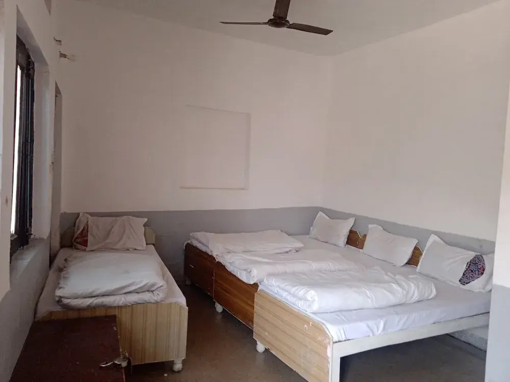 Goroomgo Kanhiya Tourist Guest House Kedarnath