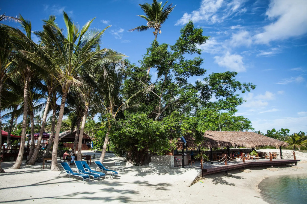 Aquana Beach Resort