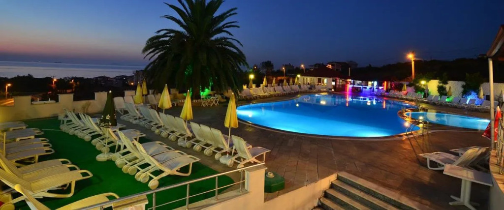 Amadeus Motel