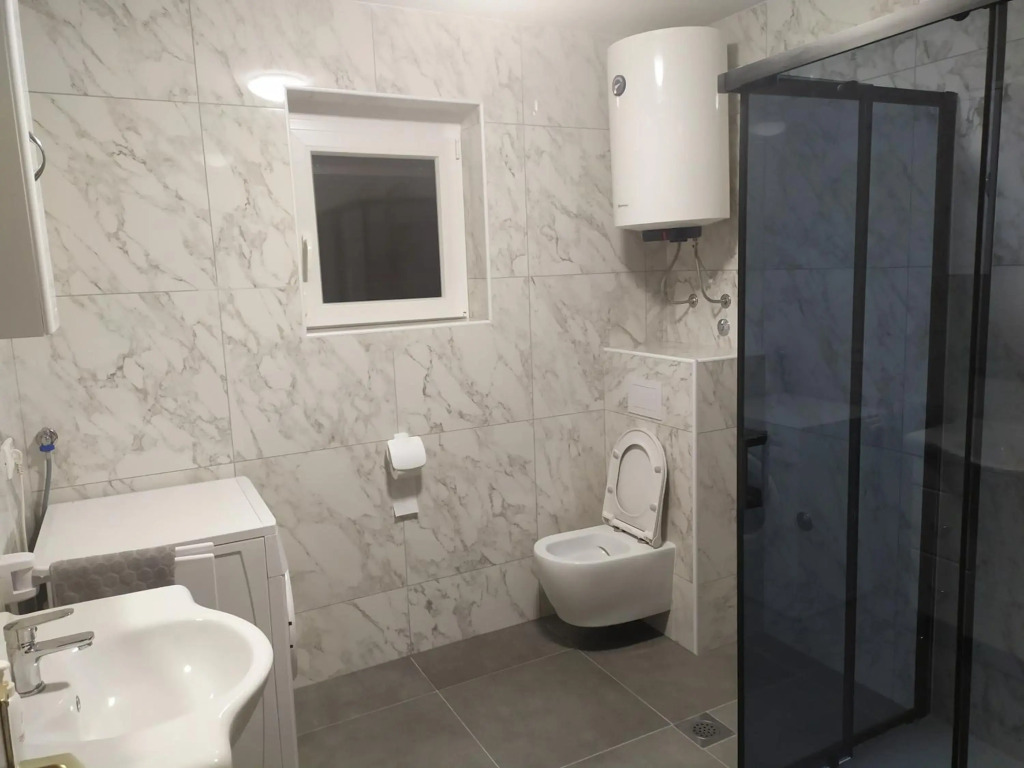 Family friendly apartments with a swimming pool Pula - 7610