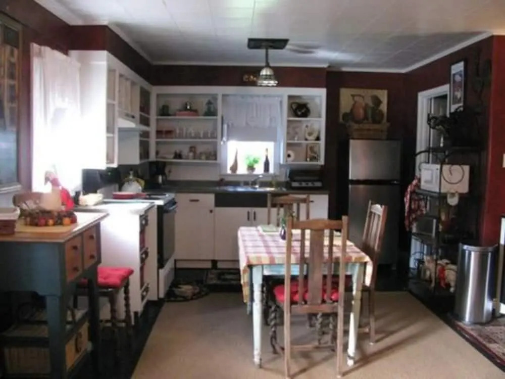 Apartment A, A Bed and Breakfast Cottage