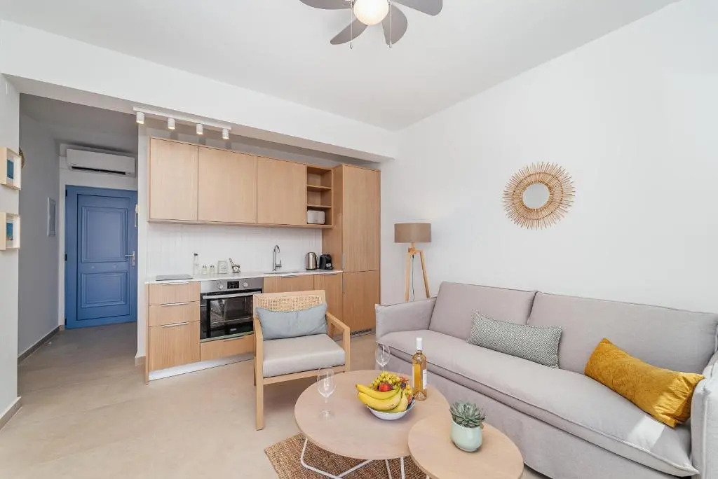 Lefkada Blue Luxury Apartments B4, Perigiali first floor