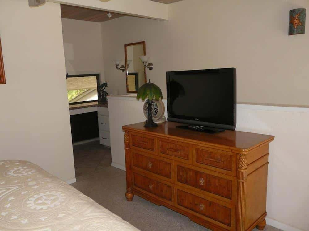 2br Oceanfront Loft With Solar Shade - Unit C27 1 Bedroom Condo