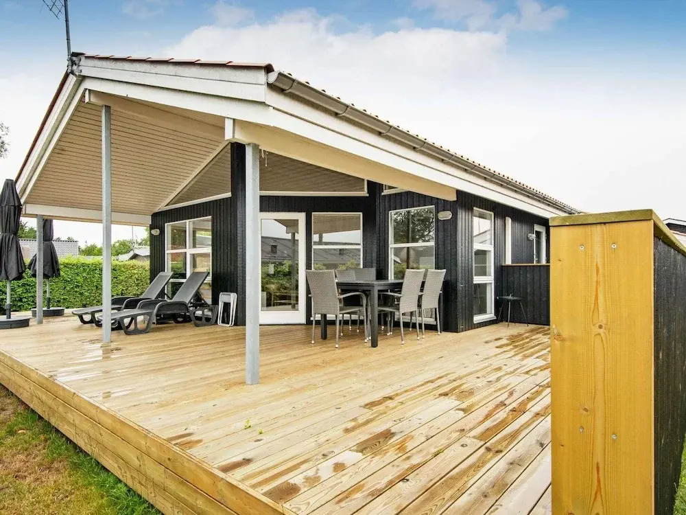6 Person Holiday Home in Ronde-by Traum