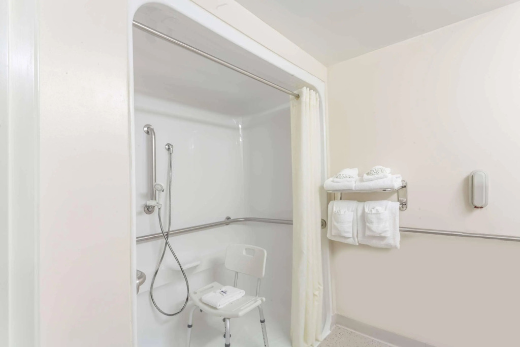 Microtel Inn & Suites by Wyndham Nashville