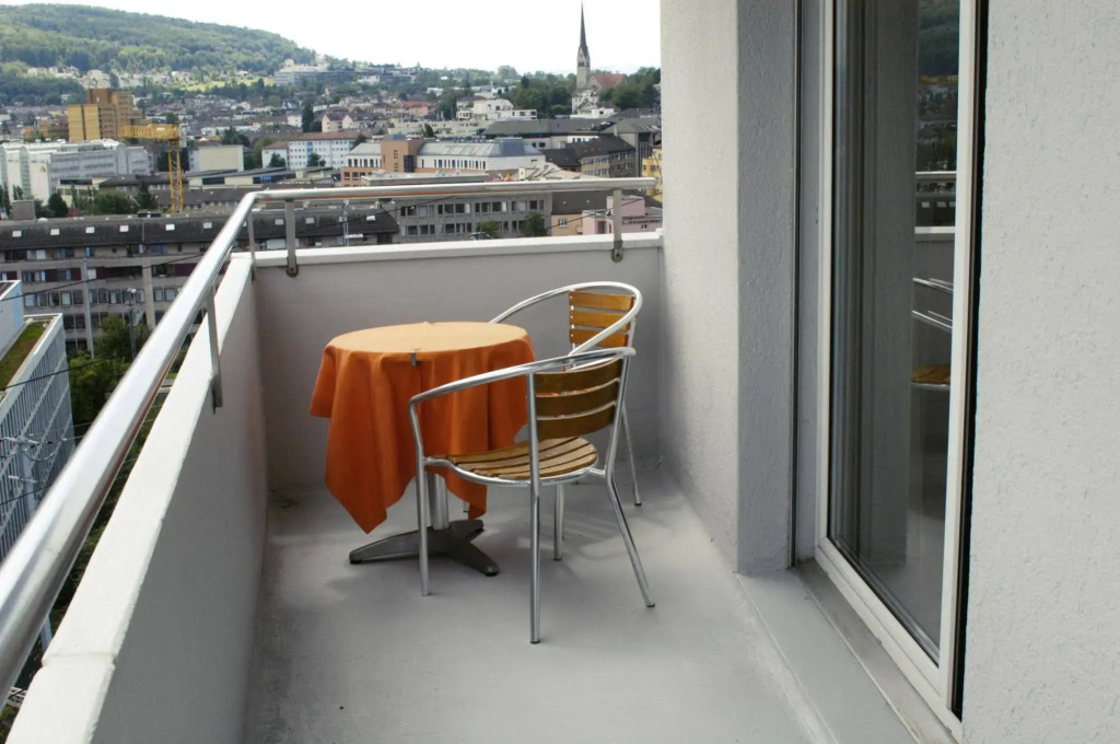 Swiss Star Tower - Self Check-In