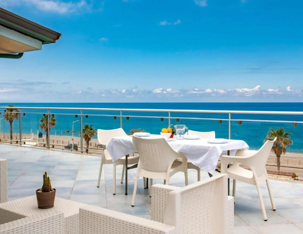 Terraces dOrlando - Family Apartments with Sea View and Pool