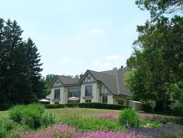 The Windermere Manor Hotel & Conference Center