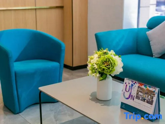 Yiju Hotel （Fengcheng 10th Road Metro,Xi’an North Station)