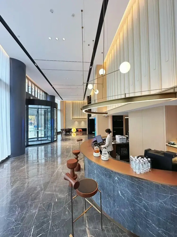 Echarm Plus Hotel
