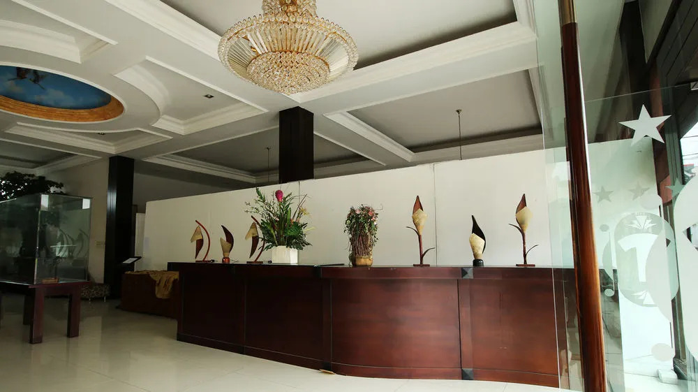 ZEN Rooms Grand Hotel Lembang