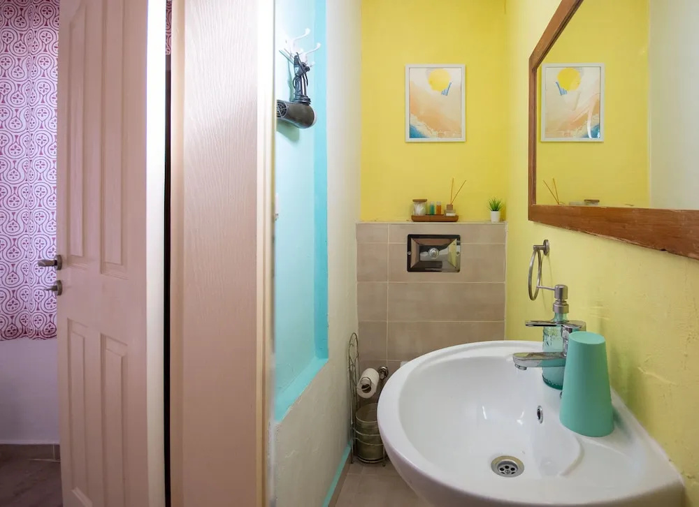 Kuytu Bed & Breakfast
