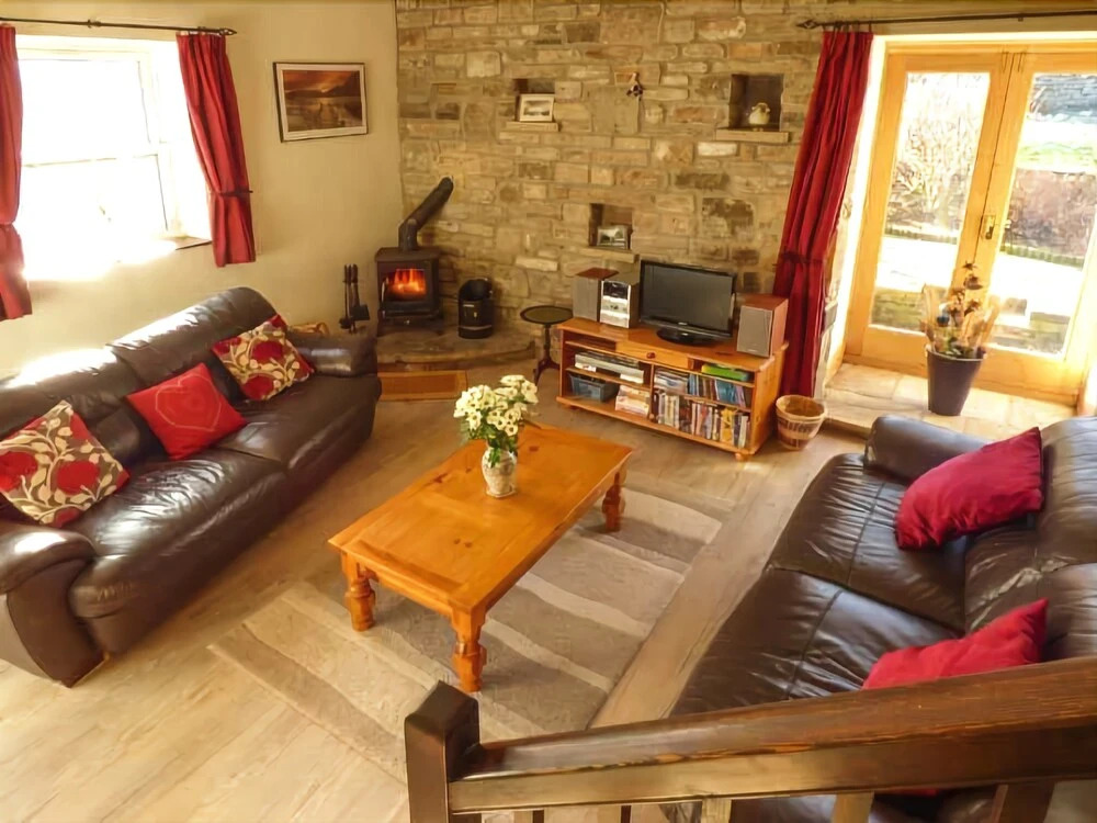 1 Manor Barn