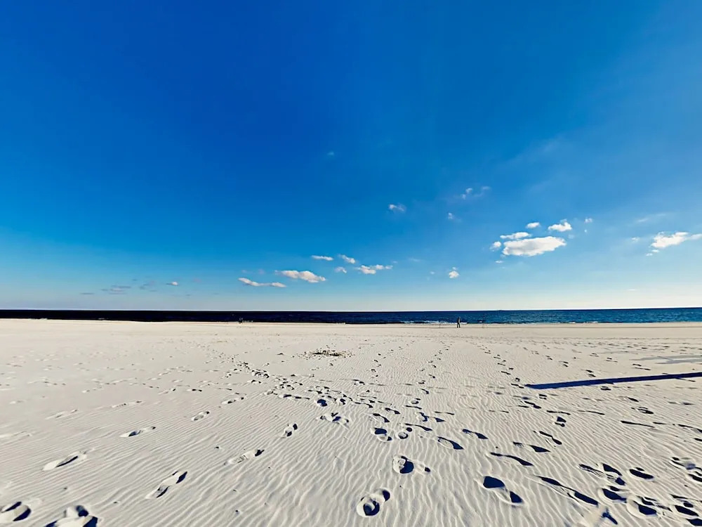 Seaside W/ 3 Pools & Tennis - By Turnkey 1 Bedroom Condo