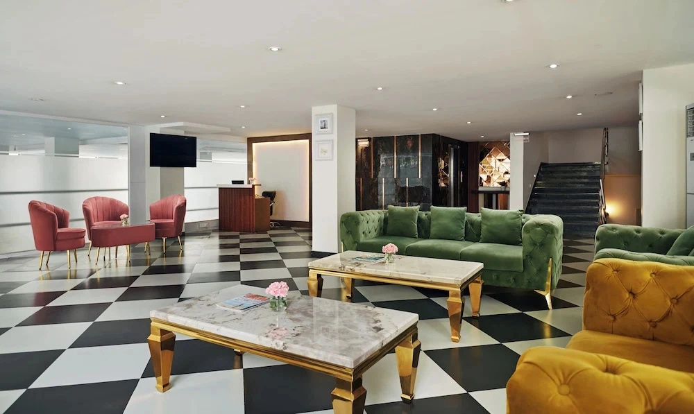 Deventure Sarovar Portico Patel Nagar