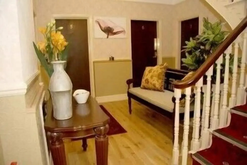 Beech Mount Grove Suites