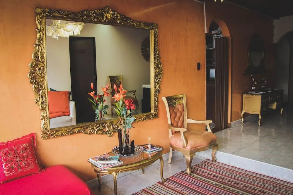 AK Hostel 82
