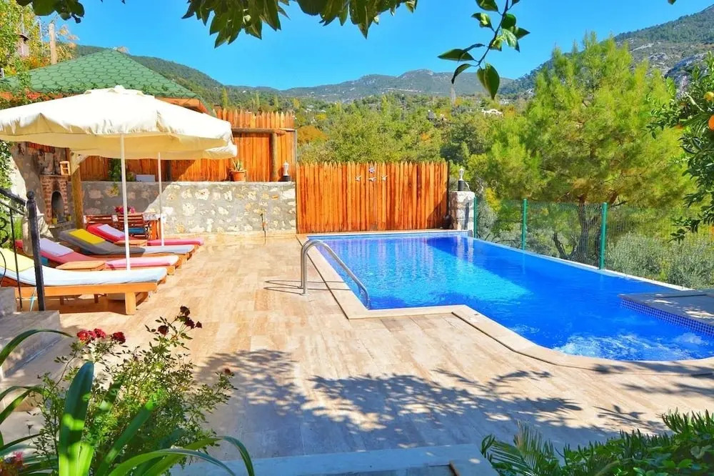 Villa Sahra